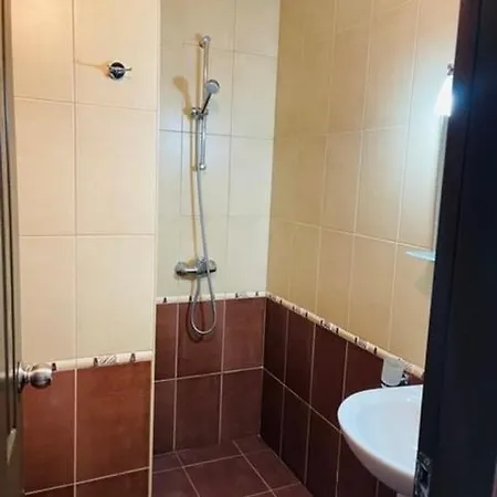 Aparthotel Pine *